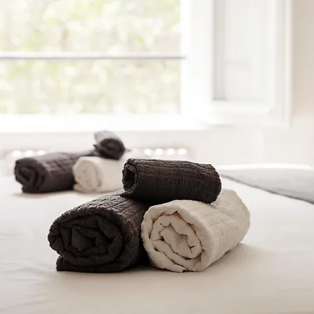 Ortensia - House Of Travelers Lägenhet *