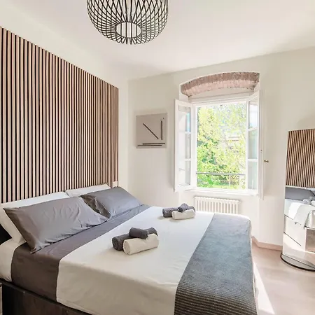 Ortensia - House Of Travelers * コモ